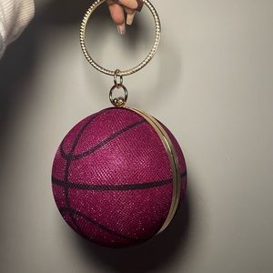 Basketball Clutch